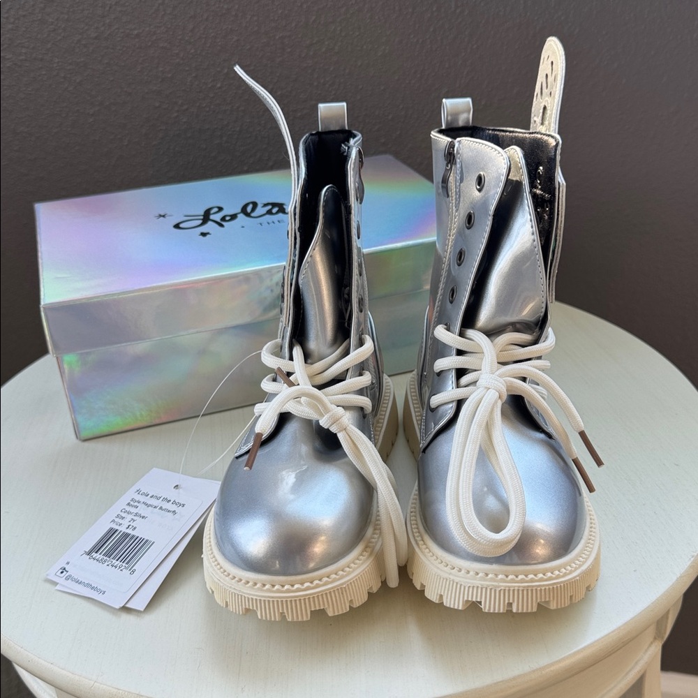 Lola + the Boys Butterfly Boots - Picture 3 of 6